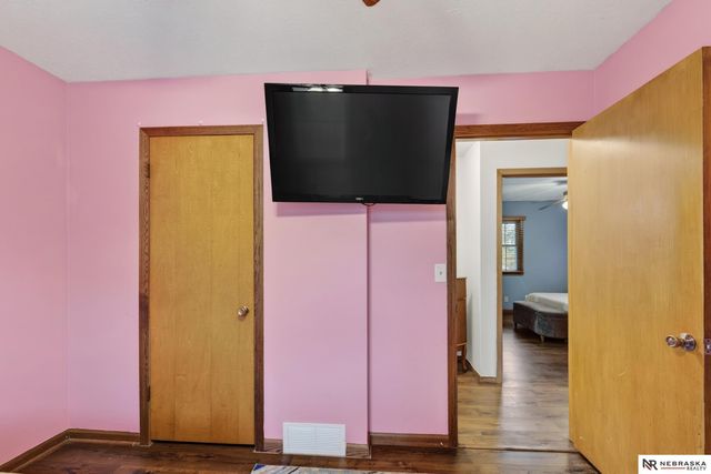 7123 Wood Lane Drive, La Vista, NE 68128
