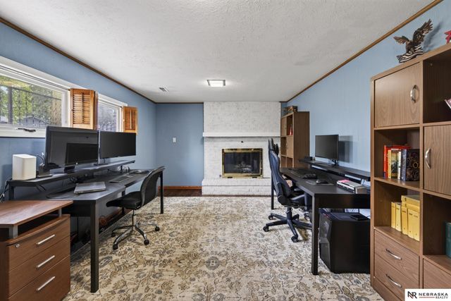 7123 Wood Lane Drive, La Vista, NE 68128
