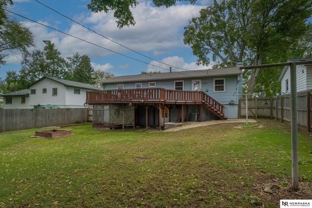 7123 Wood Lane Drive, La Vista, NE 68128