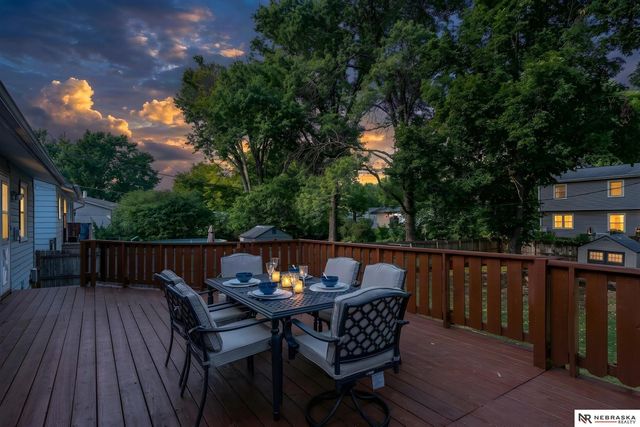 7123 Wood Lane Drive, La Vista, NE 68128