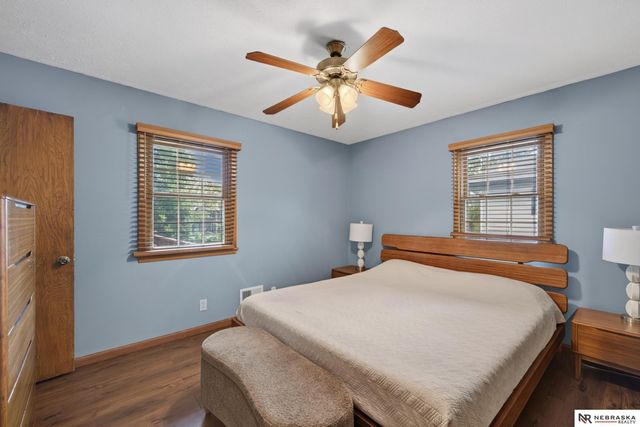 7123 Wood Lane Drive, La Vista, NE 68128