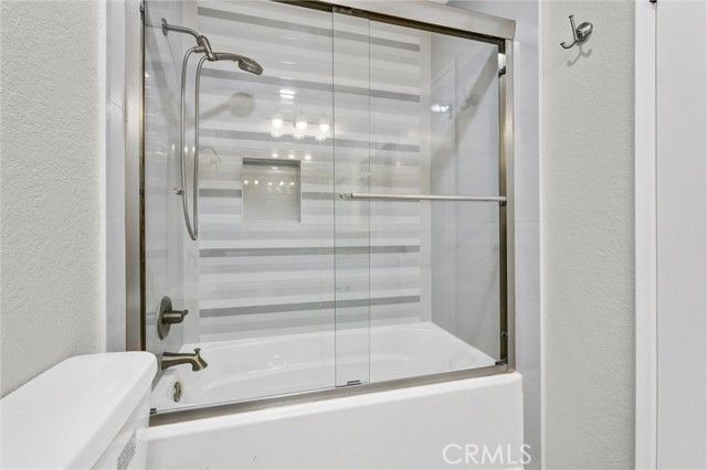 1304 Stanley 10, Glendale, CA 91206