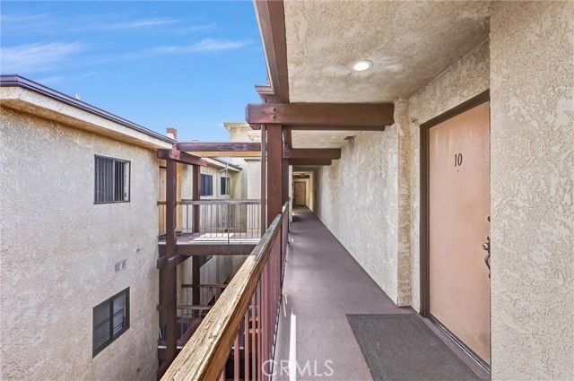 1304 Stanley 10, Glendale, CA 91206