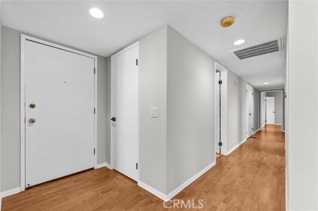 1304 Stanley 10, Glendale, CA 91206