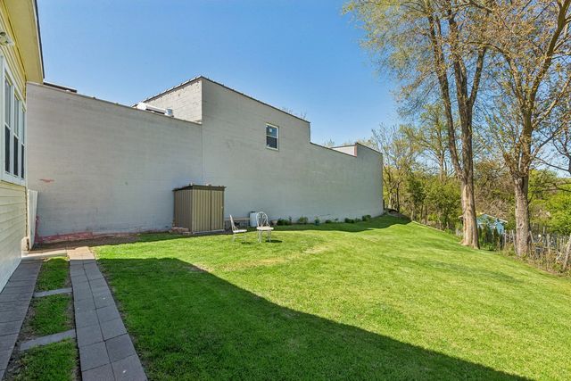 700 Villa Street, Elgin, IL 60120