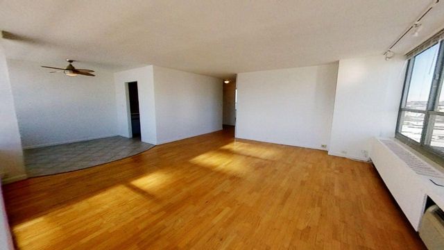 3550 N Lake Shore Drive 901, Chicago, IL 60657