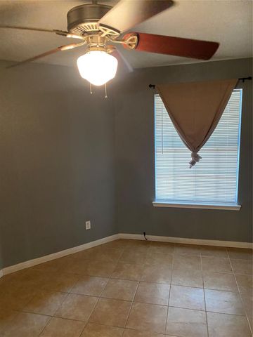 9700 Leawood Boulevard 205, Houston, TX 77099