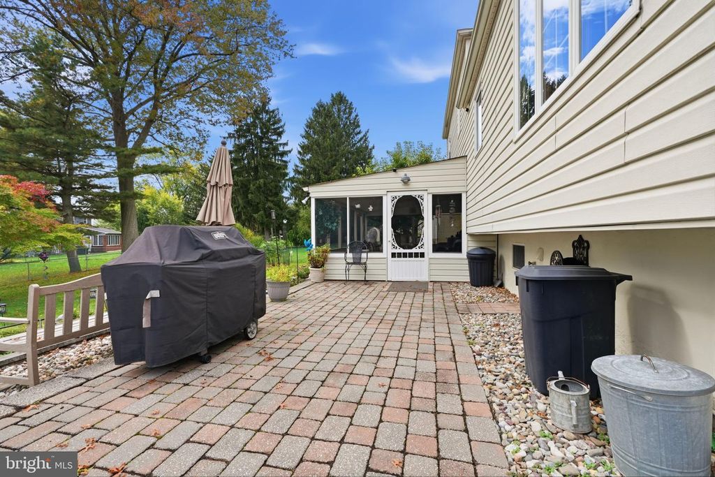 108 HOGELAND RD, SOUTHAMPTON, PA 18966 — photo 5