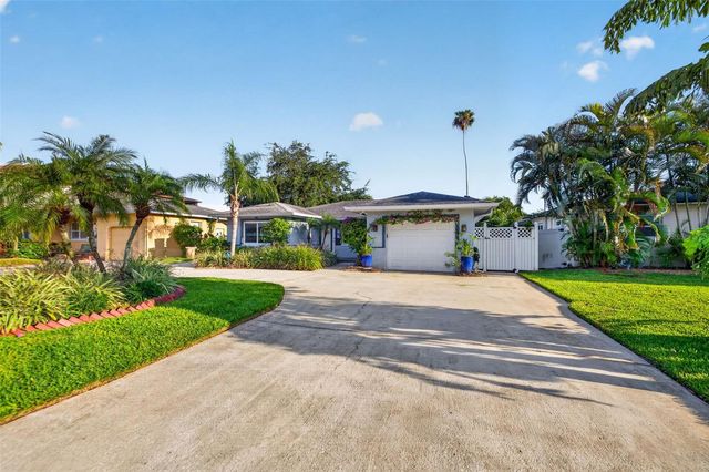 316 89TH AVENUE NE, St Petersburg, FL 33702