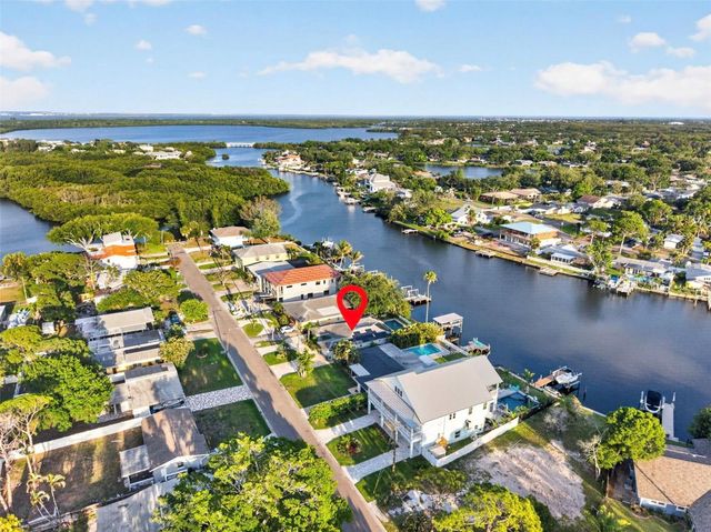 316 89TH AVENUE NE, St Petersburg, FL 33702