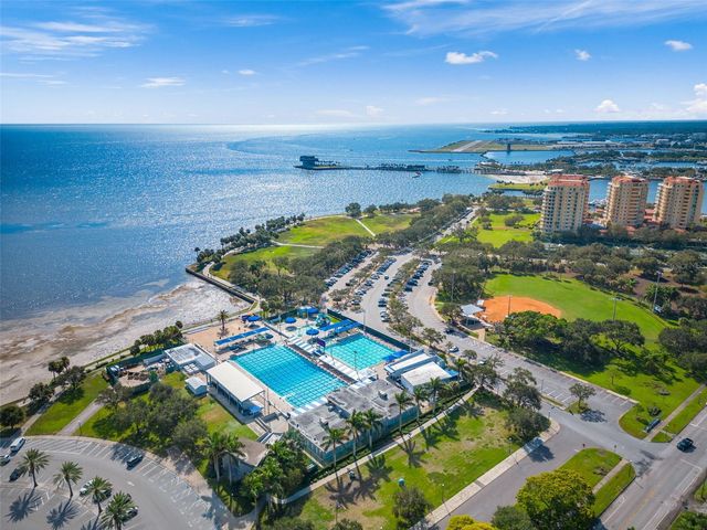 316 89TH AVENUE NE, St Petersburg, FL 33702