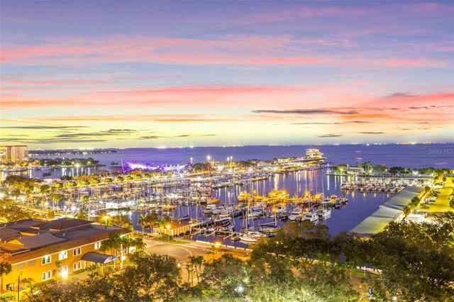 316 89TH AVENUE NE, St Petersburg, FL 33702