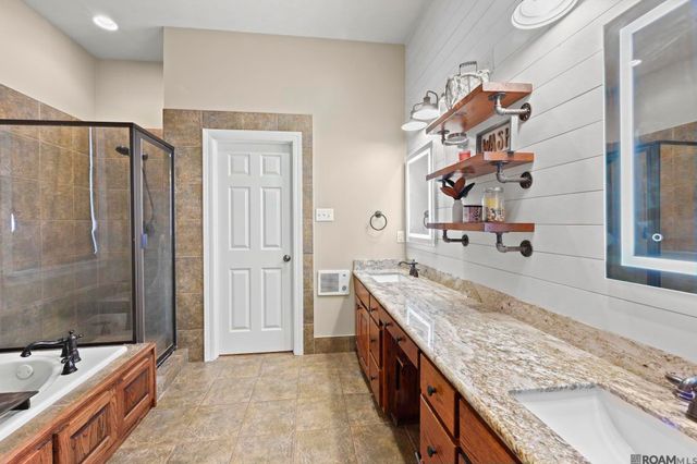 16319 Winding Ridge Ave, Prairieville, LA 70769