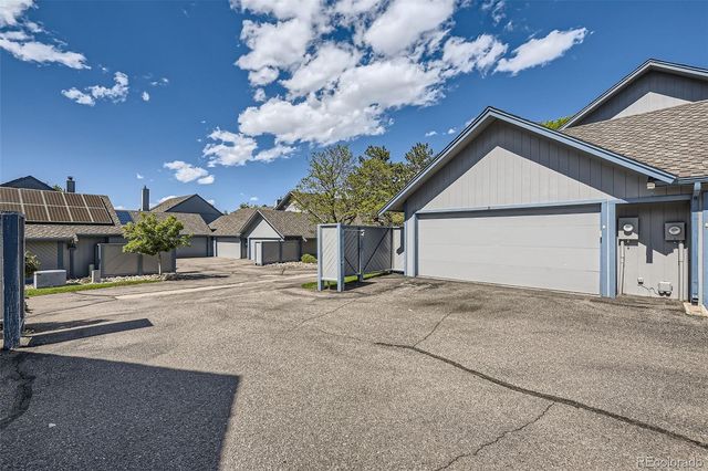 2437 S Victor Street A, Aurora, CO 80014