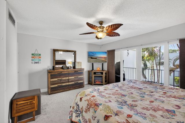 390 Golfview Road H, North Palm Beach, FL 33408