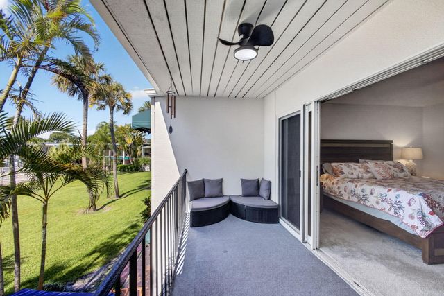 390 Golfview Road H, North Palm Beach, FL 33408
