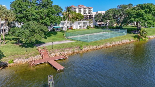 390 Golfview Road H, North Palm Beach, FL 33408