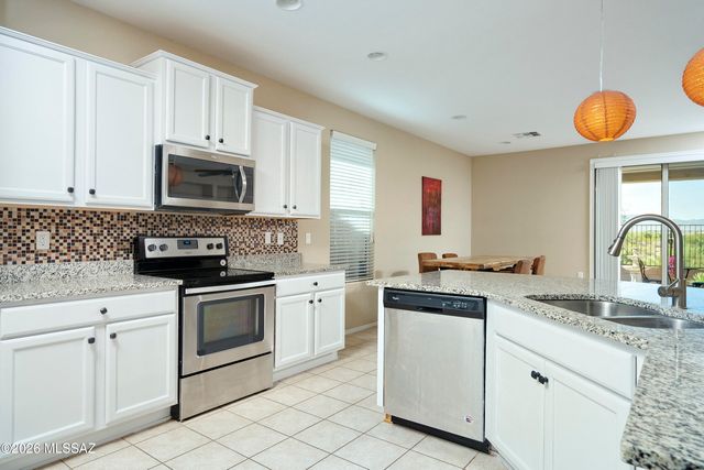 10351 S Tea Wagon Way, Vail, AZ 85641
