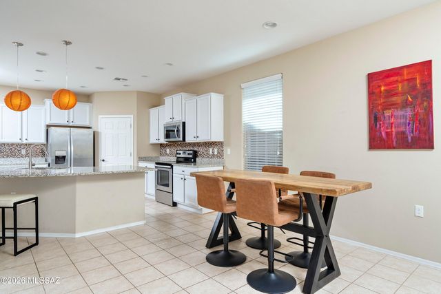 10351 S Tea Wagon Way, Vail, AZ 85641