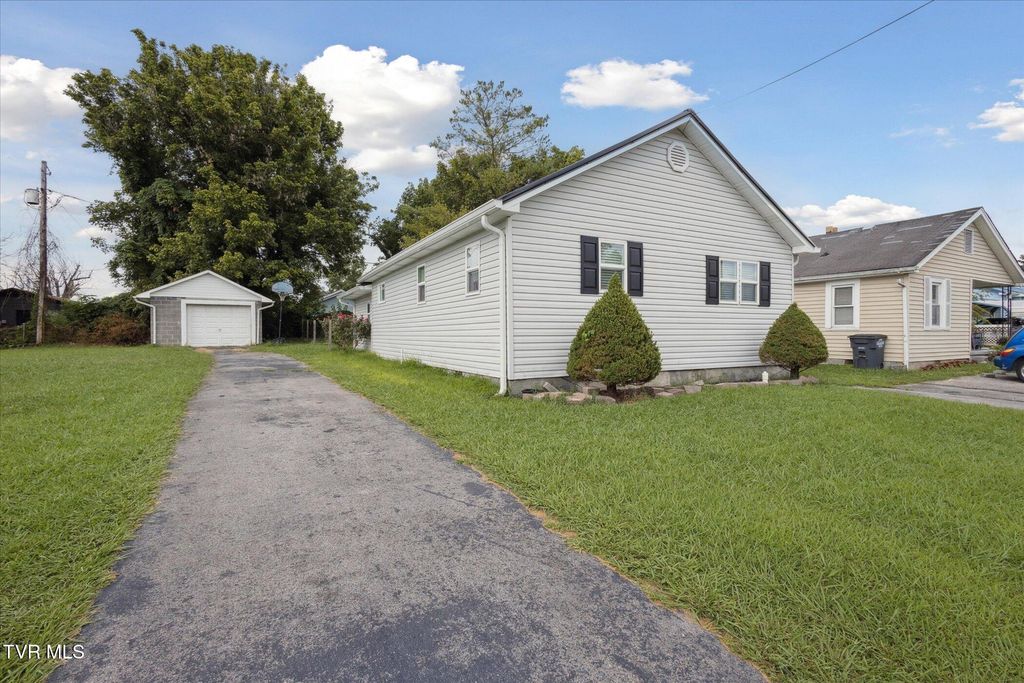 924 Campbell Street, Kingsport, TN 37660