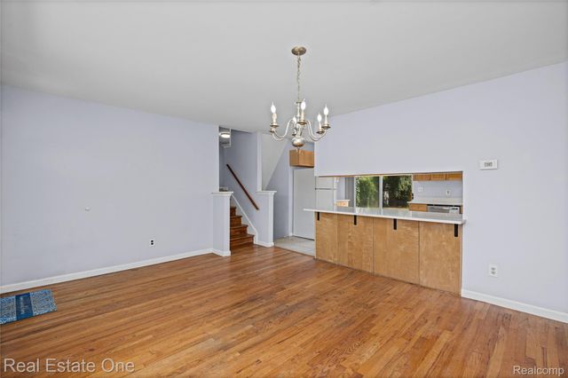 348 Decca Drive, White Lake Charter Township, MI 48386