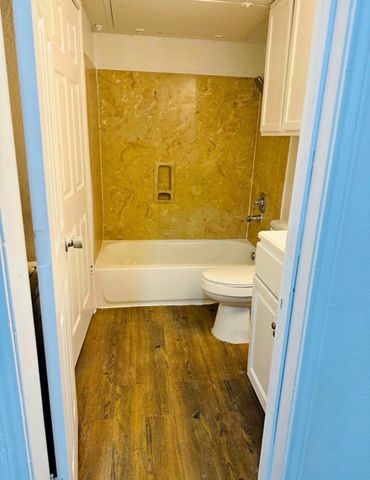 6108 Abrams Road 422, Dallas, TX 75231