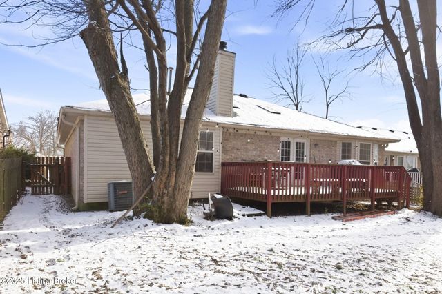 4210 Milo Dr, Louisville, KY 40218