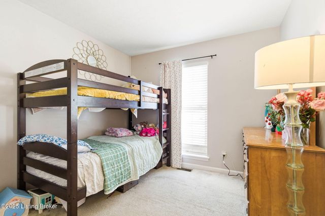 4210 Milo Dr, Louisville, KY 40218