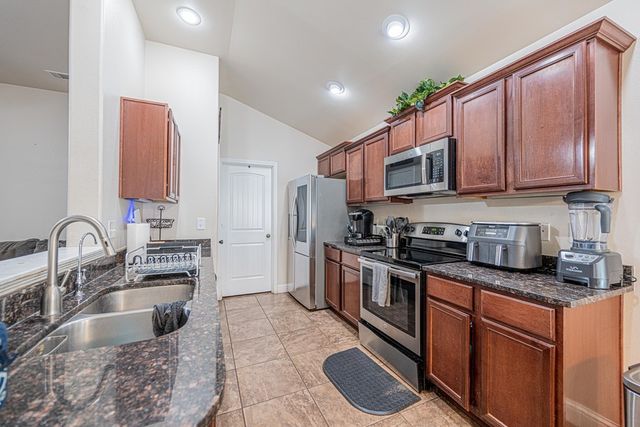 9901 McCraw, Odessa, TX 79765