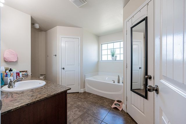 9901 McCraw, Odessa, TX 79765