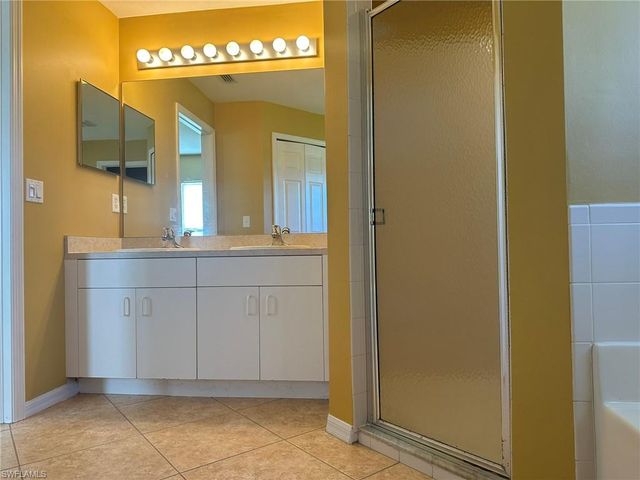 1915 SW 13th ST, Cape Coral, FL 33991