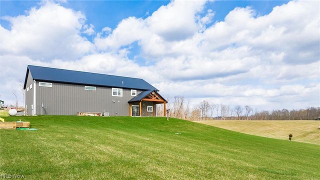 2910 Slack Road, Mount Perry, OH 43760