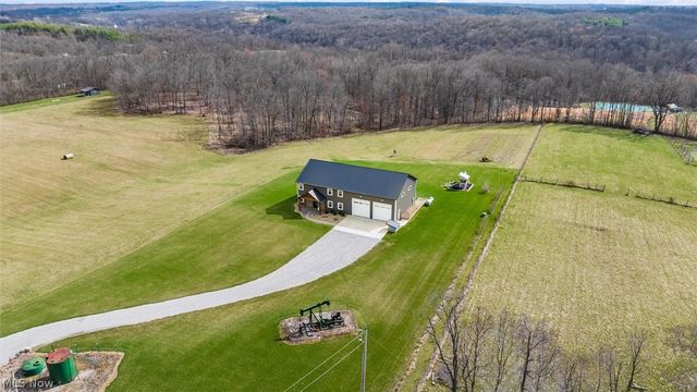 2910 Slack Road, Mount Perry, OH 43760