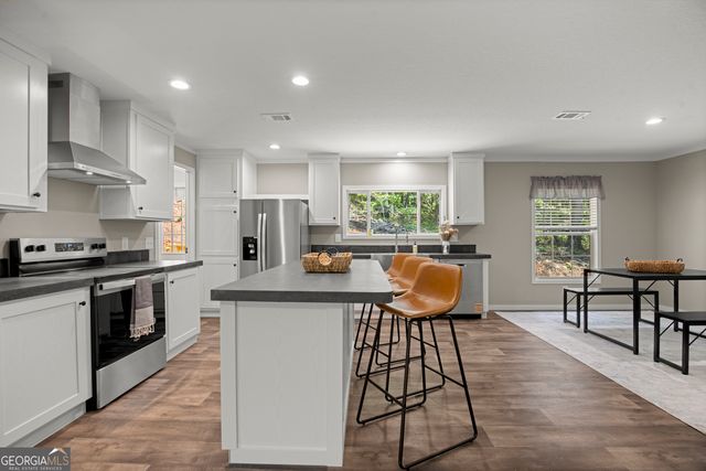 647 Fern Valley Trail, Clarkesville, GA 30523