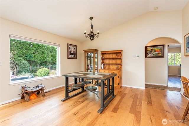 51 W Lancaster Lane, Port Angeles, WA 98362