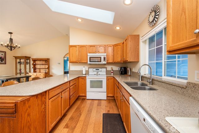 51 W Lancaster Lane, Port Angeles, WA 98362