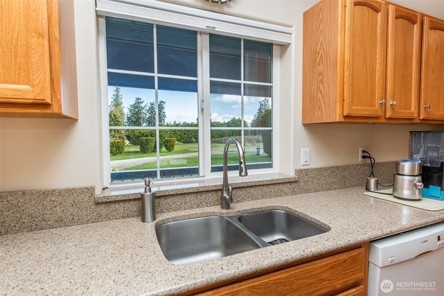 51 W Lancaster Lane, Port Angeles, WA 98362