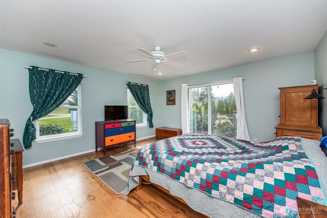 51 W Lancaster Lane, Port Angeles, WA 98362