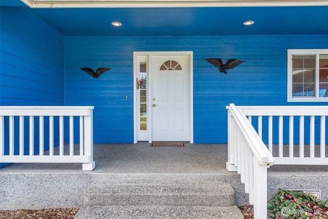 51 W Lancaster Lane, Port Angeles, WA 98362