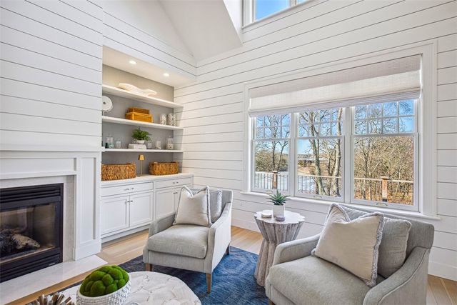 7 Spring Pond Road, Westerly, RI 02891