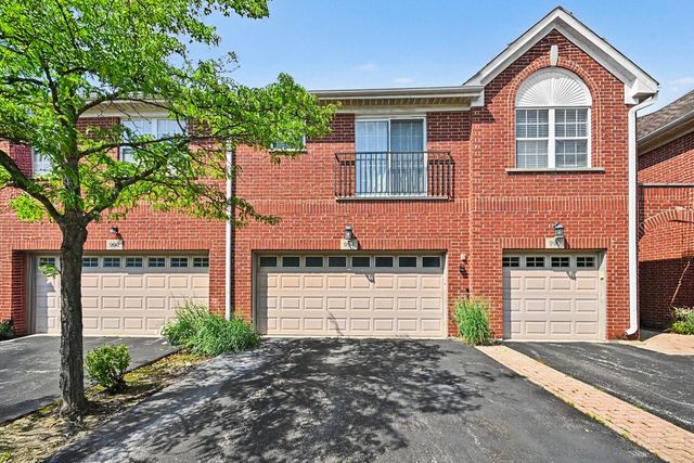 994 Kensington Drive, Northbrook, IL 60062