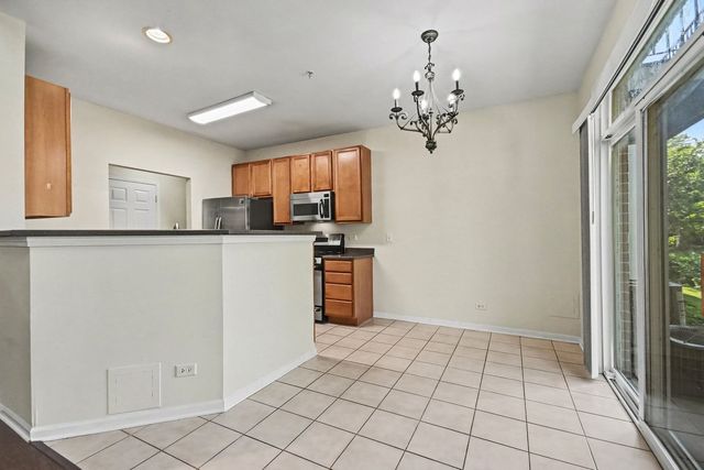 994 Kensington Drive, Northbrook, IL 60062