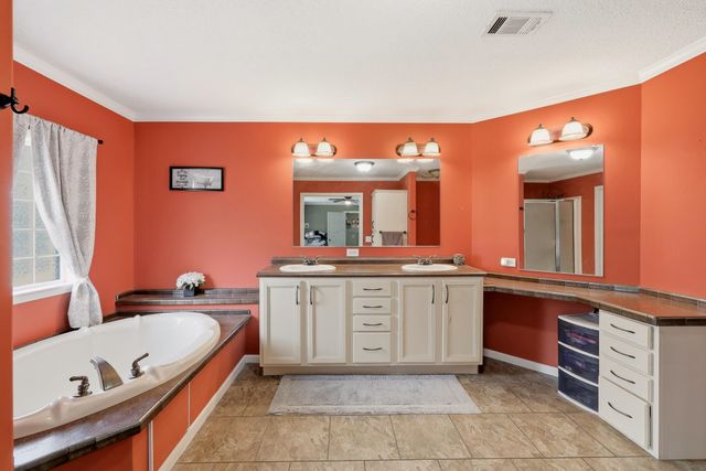 403 Holloway, Big Sandy, TX 75755