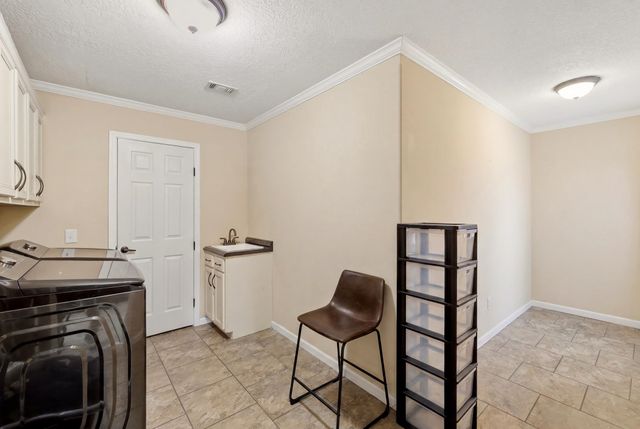 403 Holloway, Big Sandy, TX 75755