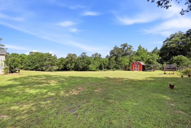 403 Holloway, Big Sandy, TX 75755