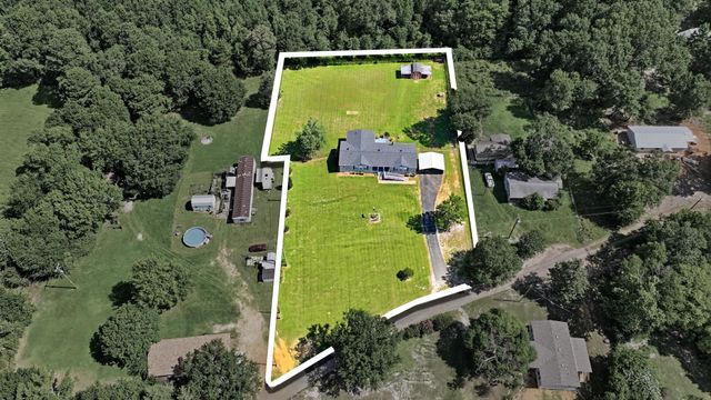 403 Holloway, Big Sandy, TX 75755