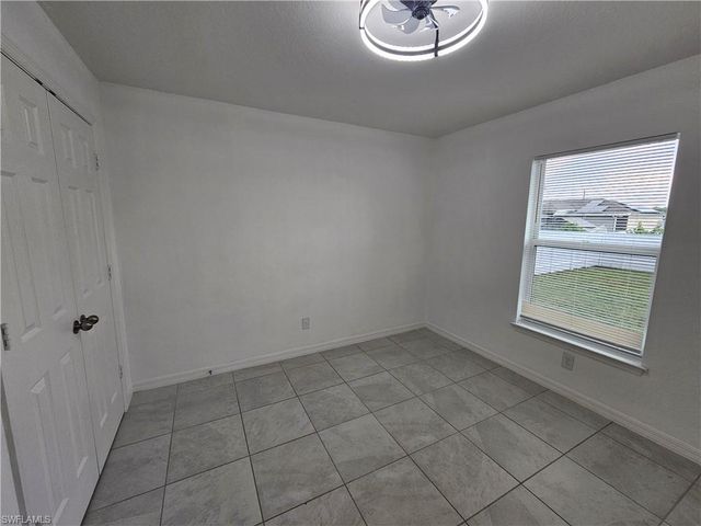 2523 NE 6th PL, Cape Coral, FL 33909