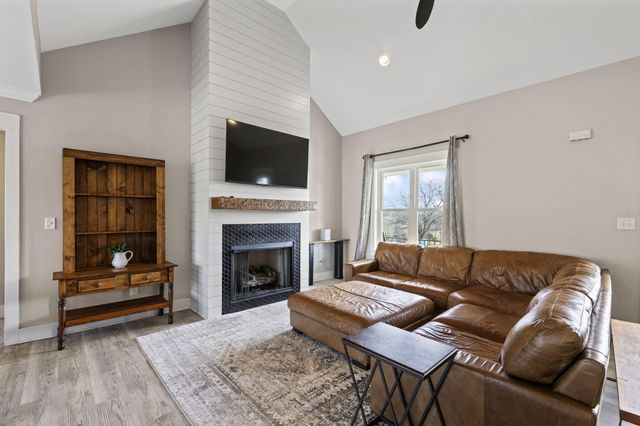 120 Mel Mcdaniel Road, Ringgold, GA 30736