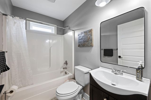 120 Mel Mcdaniel Road, Ringgold, GA 30736