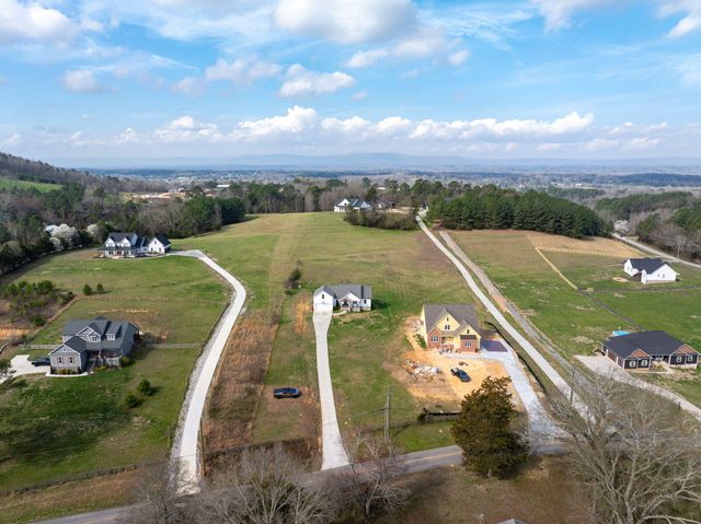 120 Mel Mcdaniel Road, Ringgold, GA 30736